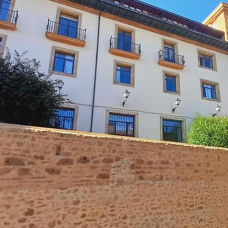 Nuevo-Casco Histórico-Parking gratuito. Oviedo Exterior foto
